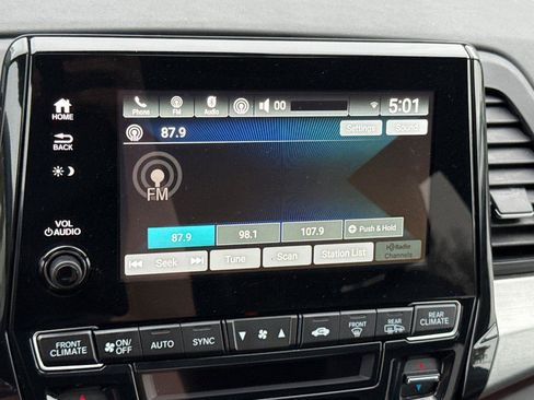 Certified 2024 Honda Odyssey Sport image 18