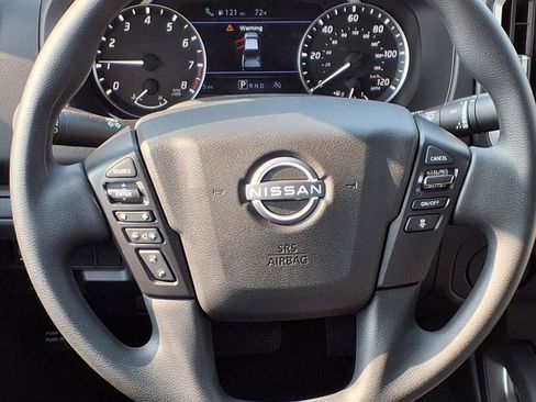 New 2025 Nissan Frontier SV image 7