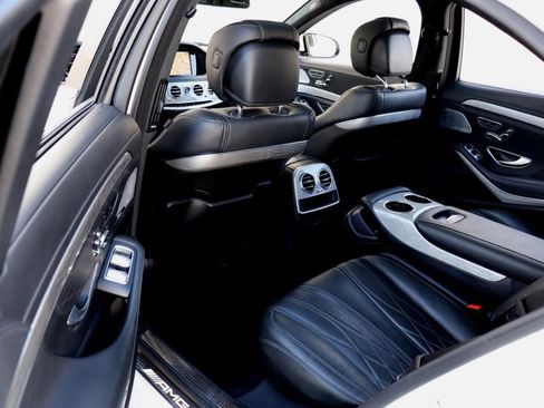 Used 2015 Mercedes-Benz S 63 AMG 4MATIC Sedan image 20