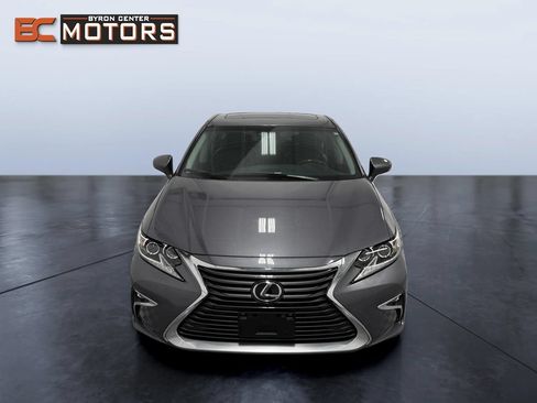 Used 2018 Lexus ES 350 FWD image 8