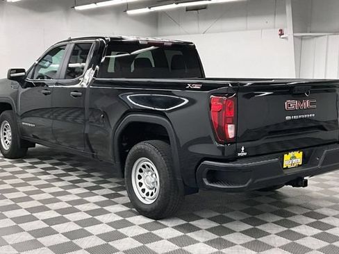 Used 2023 GMC Sierra 1500 Pro w/ Pro Value Package AWD/4WD image 2