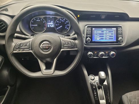 Used 2021 Nissan Kicks S FWD image 22