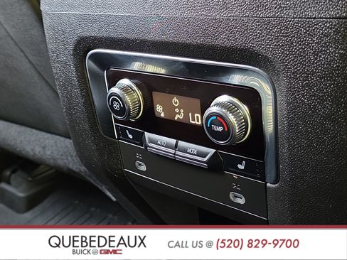 Used 2021 GMC Yukon AT4 AWD/4WD image 28