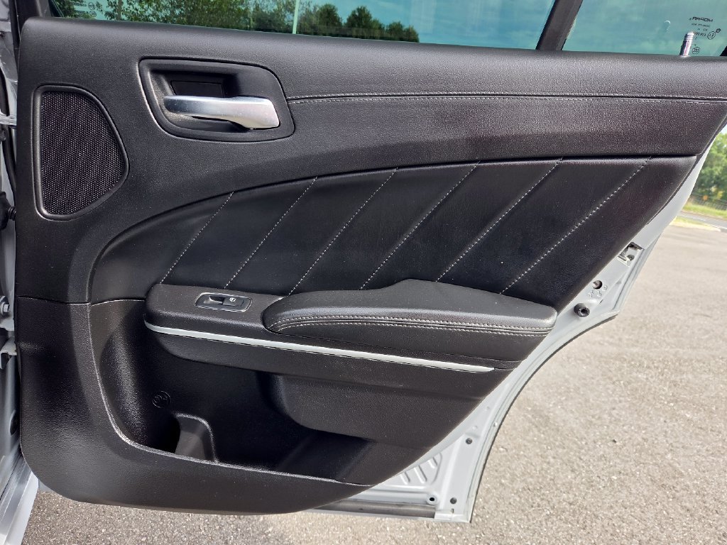 Used 2022 Dodge Charger Scat Pack RWD image 32
