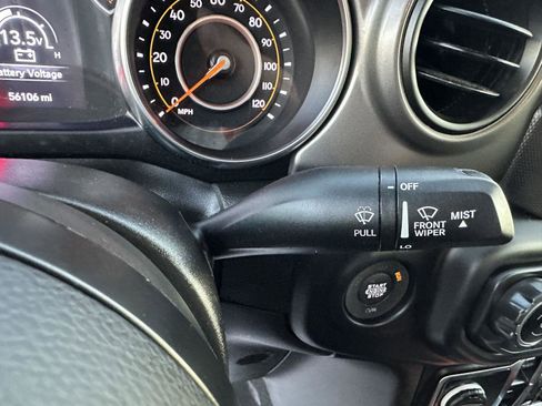 Used 2023 Jeep Gladiator Sport image 25