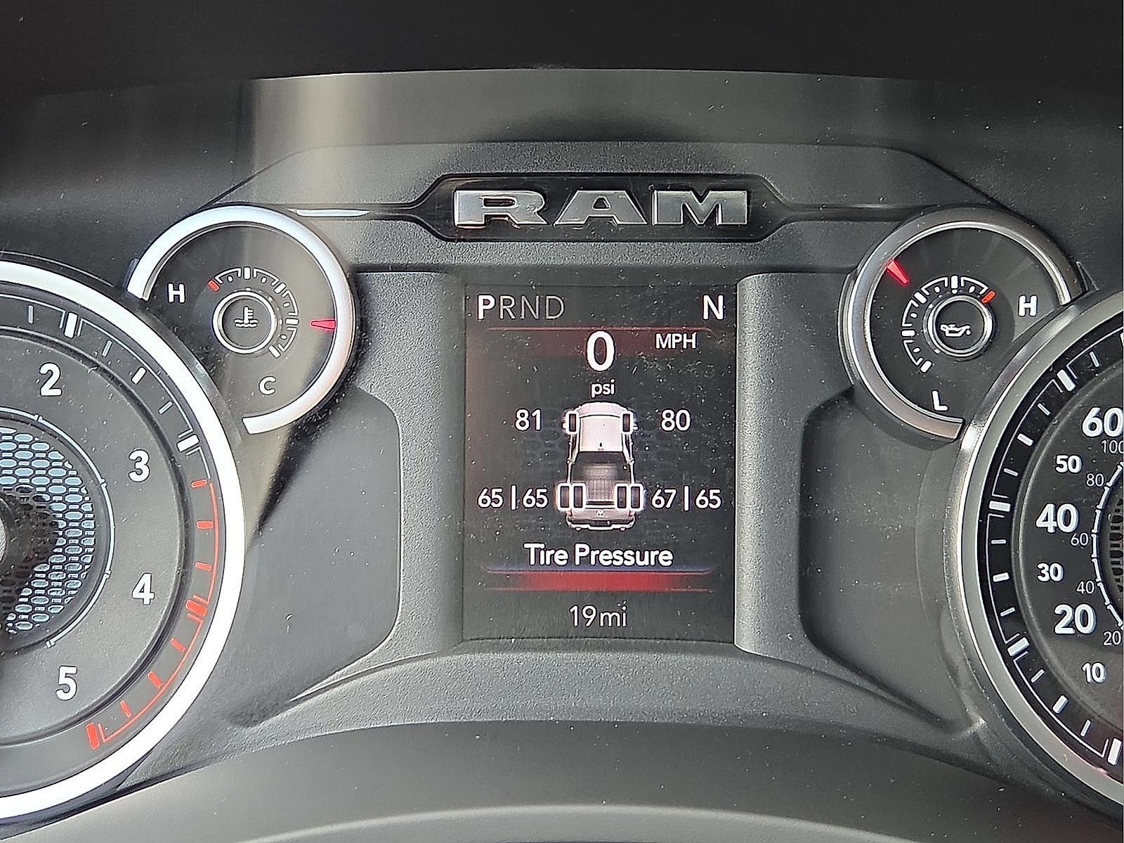 New 2026 RAM 3500 Tradesman AWD/4WD image 23