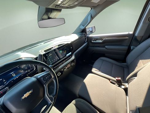 Used 2023 Chevrolet Silverado 1500 LT image 14