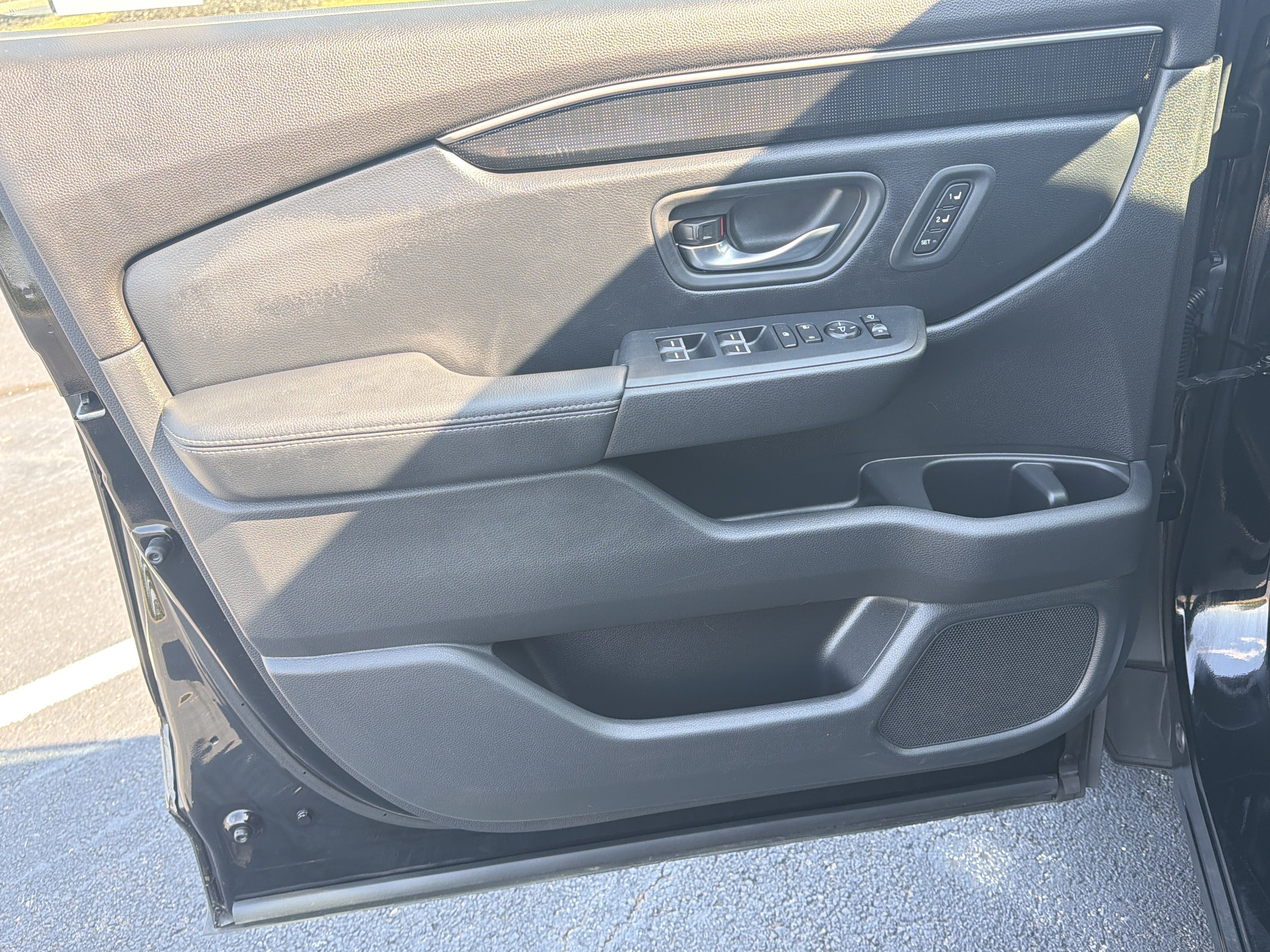 Used 2024 Honda Pilot Elite image 22
