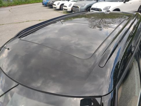 Used 2025 MINI Cooper Countryman SE w/ Comfort Package Max image 8