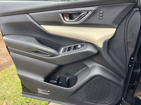 Used 2022 Subaru Ascent Limited image 14