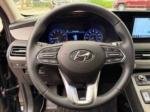 Used 2022 Hyundai Palisade SEL w/ 8P Bench Seat Package AWD/4WD image 16