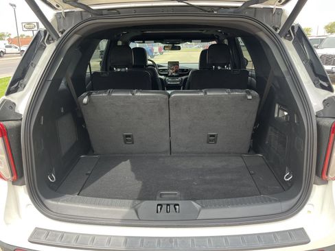 Used 2023 Ford Explorer ST w/ Equipment Group 401A AWD/4WD image 12