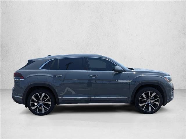 Used 2024 Volkswagen Atlas Cross Sport SEL Premium R-Line AWD/4WD image 4