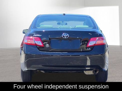 Used 2011 Toyota Camry LE FWD image 7