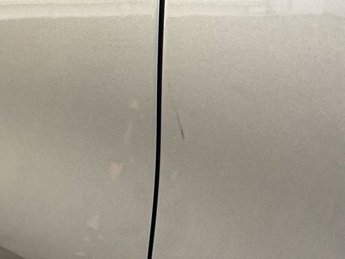 Used 2025 GMC Acadia Elevation image 36