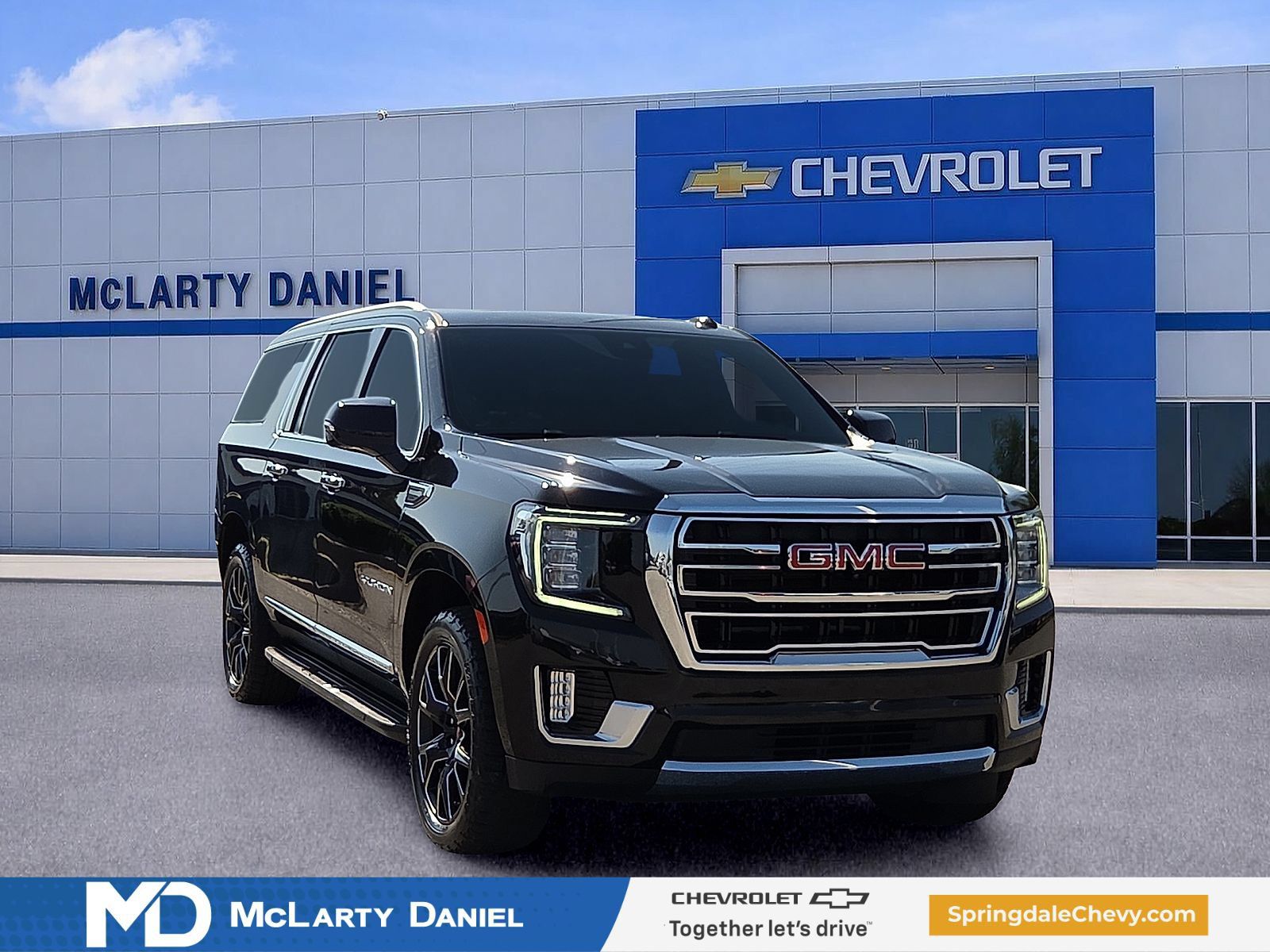 Certified 2023 GMC Yukon XL SLT w/ SLT Luxury Package AWD/4WD image 1