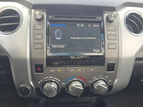 Used 2017 Toyota Tundra SR5 w/ SR5 Upgrade Package image 24