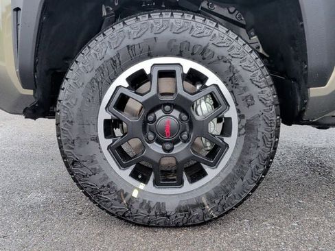 New 2026 Toyota Tacoma TRD Off-Road AWD/4WD image 9