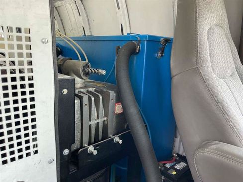 Used 2007 Chevrolet Express 3500 Extended RWD image 68