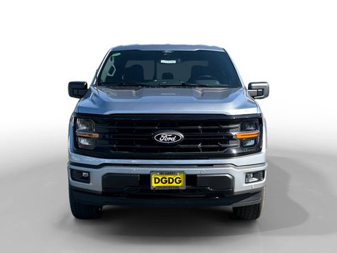 New 2025 Ford F150 XLT w/ Equipment Group 302A MID image 8