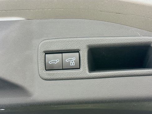 Used 2023 Subaru Solterra AWD image 31