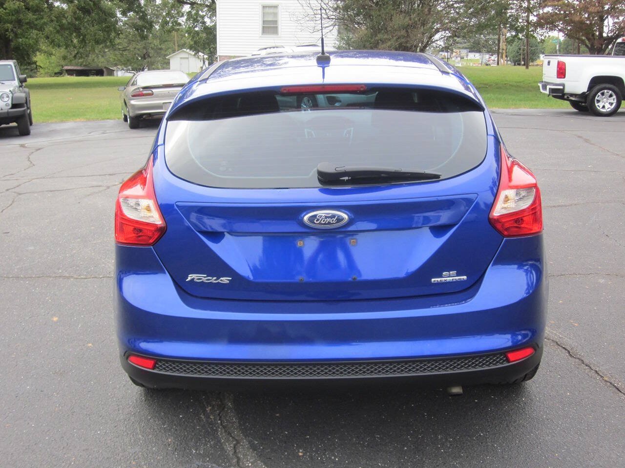 Used 2014 Ford Focus SE w/ Equipment Group 201A FWD image 7