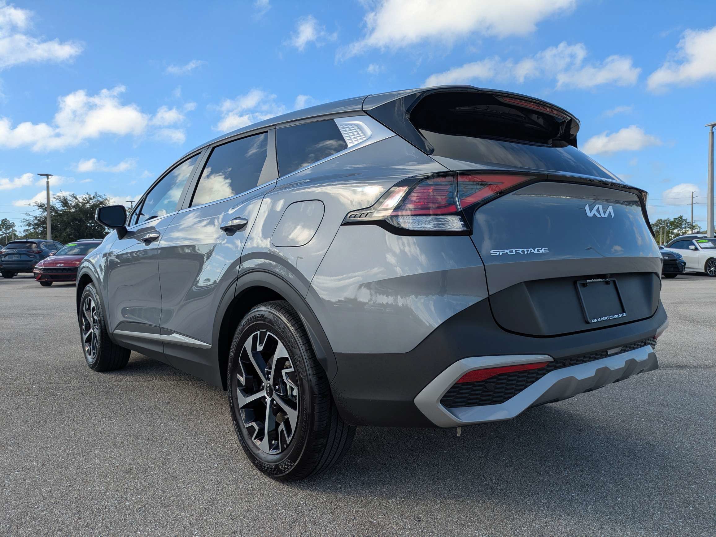 Used 2023 Kia Sportage EX FWD image 6