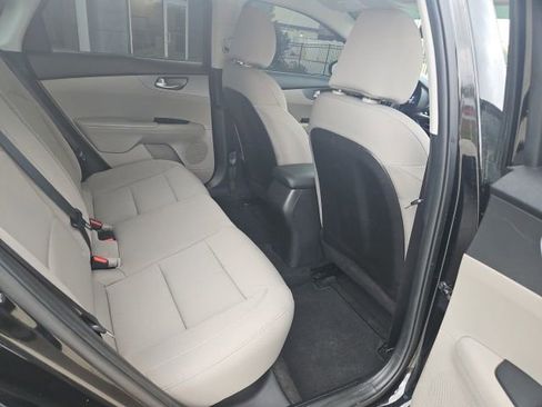 Used 2021 Kia Forte LXS image 31