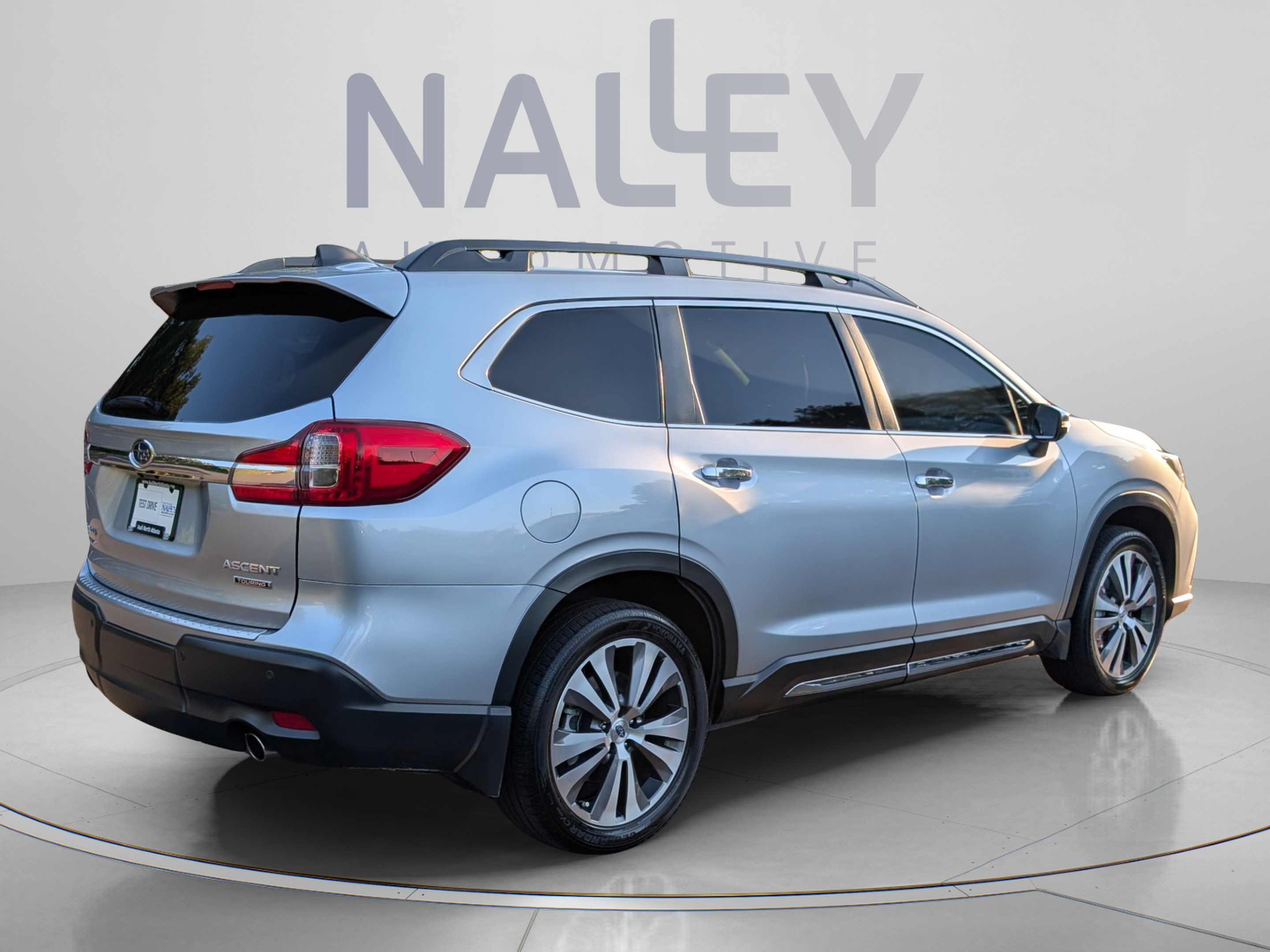 Used 2022 Subaru Ascent Touring AWD/4WD image 5