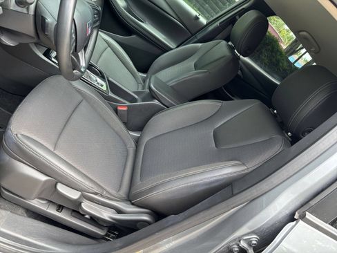 Used 2025 Buick Encore GX Preferred AWD/4WD image 34