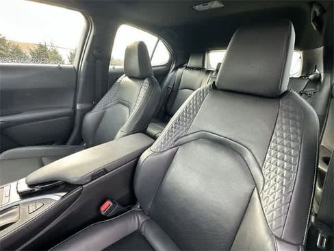 Used 2020 Lexus UX 250h w/ Premium Package image 17