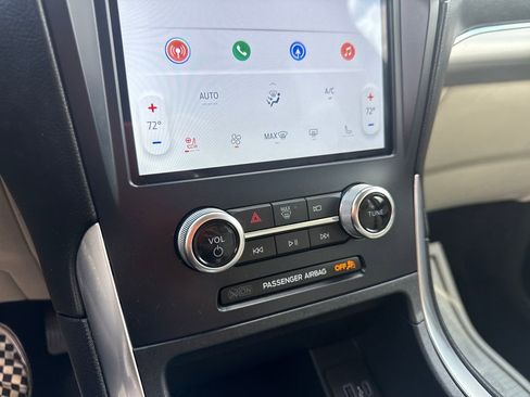 Used 2023 Ford Edge Titanium w/ Equipment Group 301A image 40