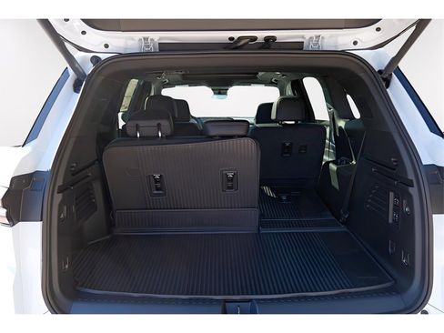 New 2026 Buick Enclave Avenir w/ Super Cruise Package image 24