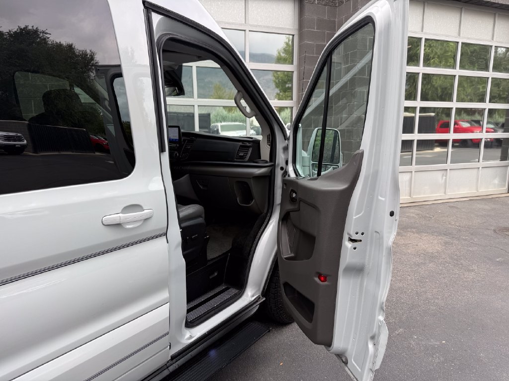 Used 2021 Ford Transit 250 Medium Roof AWD image 47