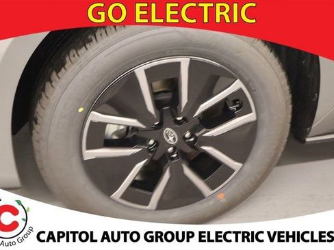 New 2026 Subaru Solterra Premium image 1