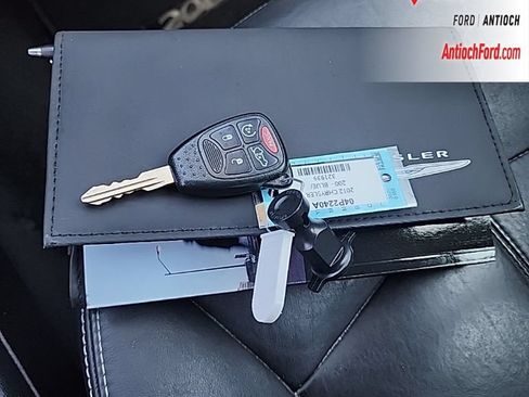 Used 2012 Chrysler 200 Limited FWD image 13