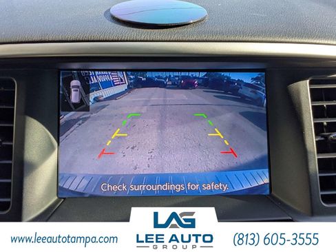 Used 2017 Nissan Pathfinder SV w/ Trailer Tow Package FWD image 21