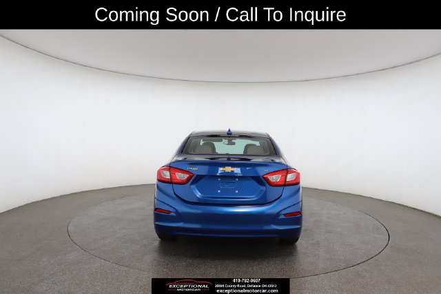 Used 2018 Chevrolet Cruze LT w/ Convenience Package FWD image 14