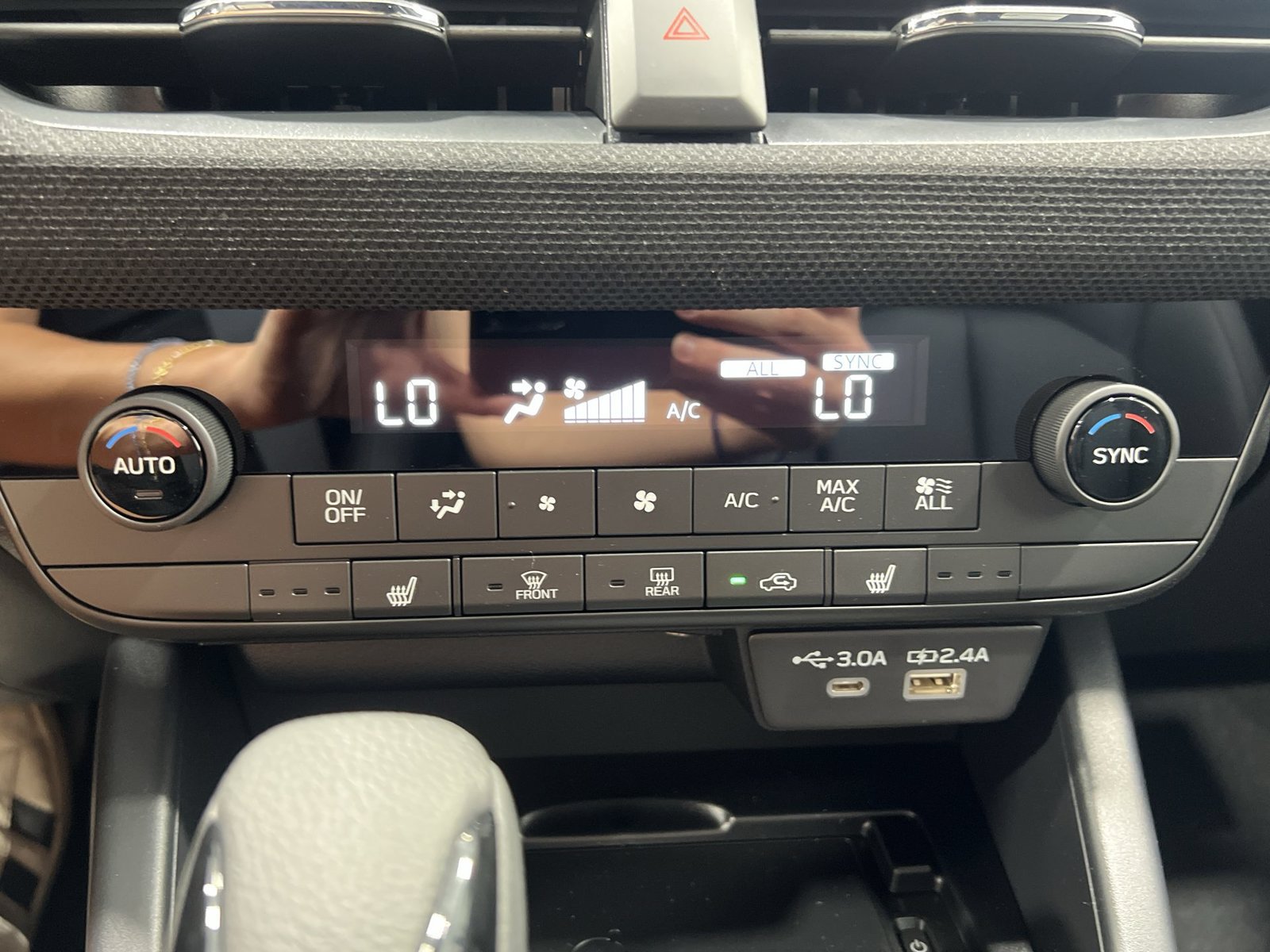 New 2026 Subaru Outback Premium AWD/4WD image 18