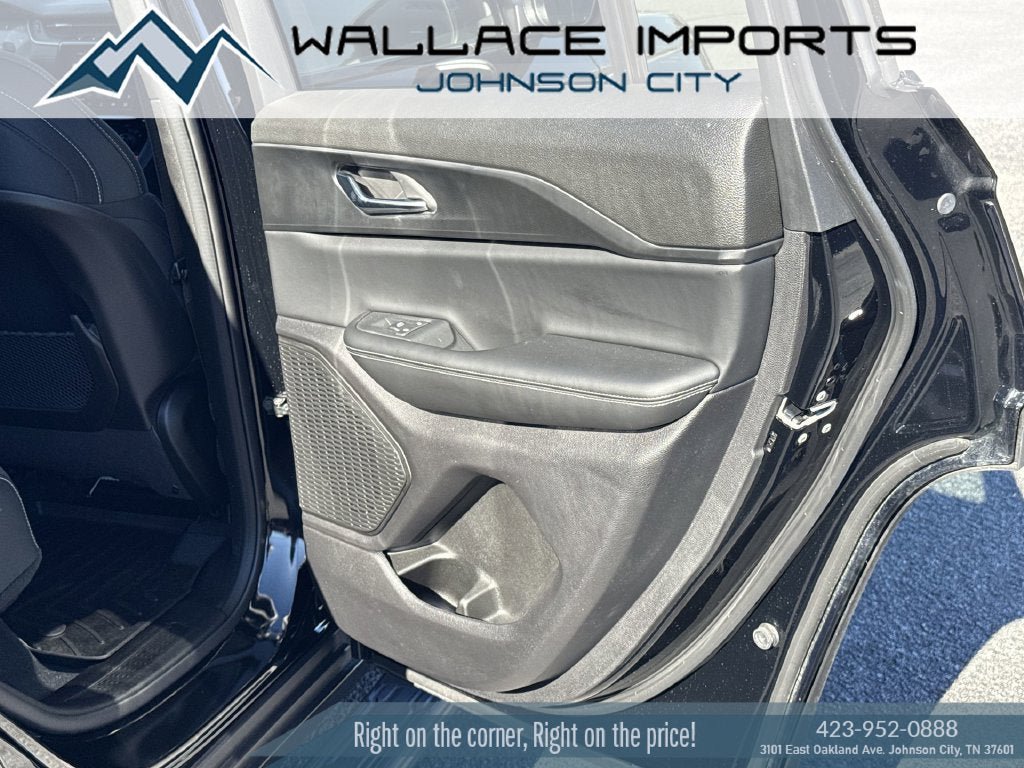 Used 2025 Jeep Grand Cherokee Laredo X w/ Luxury Tech Group I AWD/4WD image 38