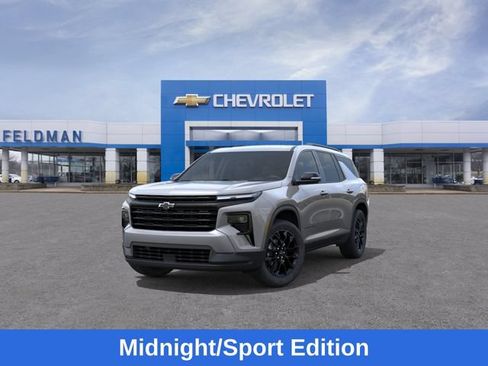 New 2026 Chevrolet Traverse LT w/ Midnight/Sport Edition AWD/4WD image 9