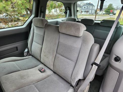 Used 2005 Ford Freestar S image 7