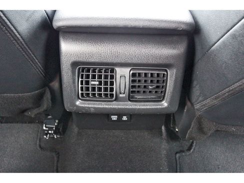 Used 2025 Toyota Camry SE w/ Convenience Package FWD image 15