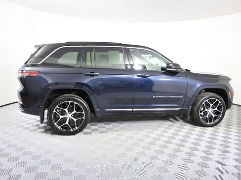 Used 2022 Jeep Grand Cherokee Summit 4xe AWD/4WD image 7