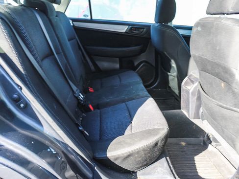 Used 2019 Subaru Outback 2.5i image 16