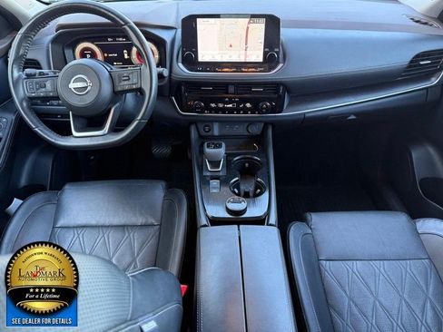 Used 2023 Nissan Rogue Platinum w/ Platinum Premium Package image 18