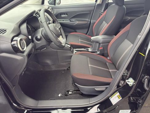 New 2025 Nissan Versa SR image 16