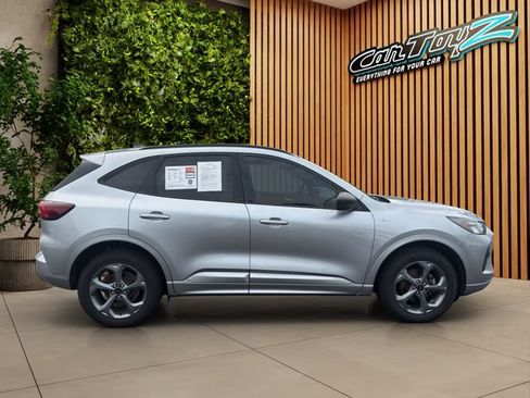 Used 2023 Ford Escape ST-Line AWD/4WD image 29