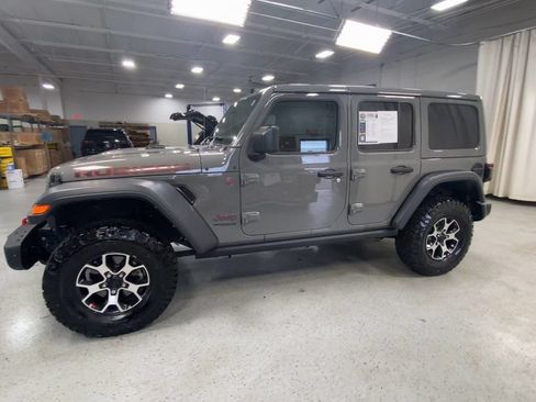 Used 2022 Jeep Wrangler Unlimited Rubicon w/ Steel Bumper Group AWD/4WD image 10