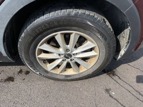 Used 2019 Kia Sorento FWD image 14